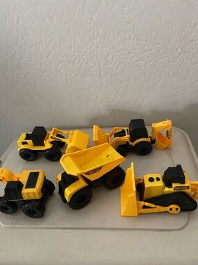 Toy Construction Truck Set (5)